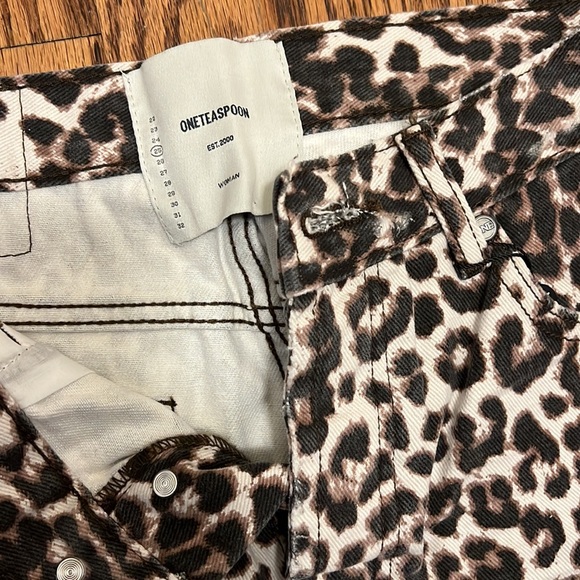 One Teaspoon Denim Short - Picture 6 of 6